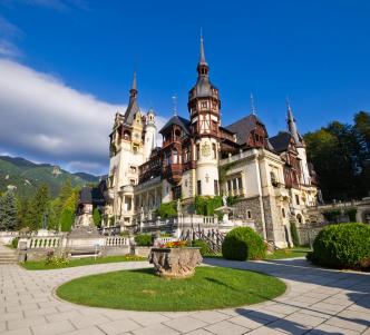 peles castle sinaia day trips from bucharest