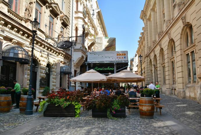 the beer wagon bucharest old city center